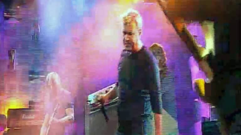 Jimmy Barnes performing I Dont Know with Living Loud